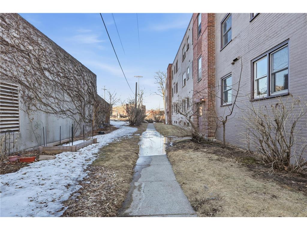 3136 W Bde Maka Ska Boulevard #201 Minneapolis MN 55416 - Bde Maka Ska 6817756 image27