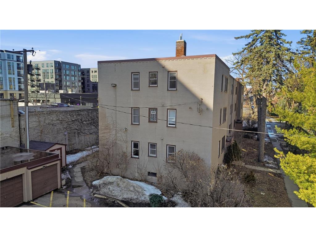 3136 W Bde Maka Ska Boulevard #201 Minneapolis MN 55416 - Bde Maka Ska 6817756 image28