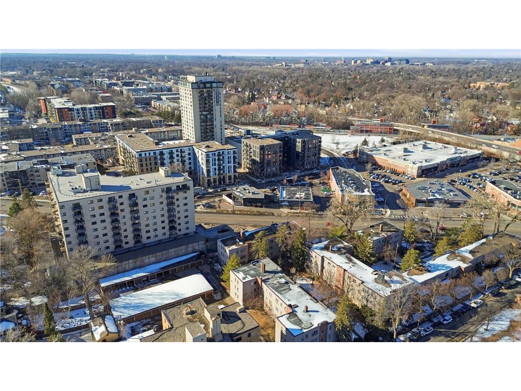 3136 W Bde Maka Ska Boulevard #201 Minneapolis MN 55416 - Bde Maka Ska 6817756 image32