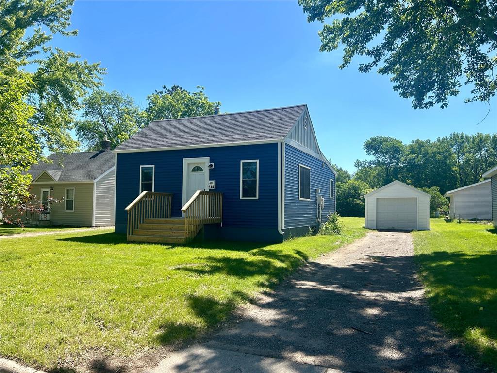 314 3rd Street NW Wadena MN 56482 6552345 image1