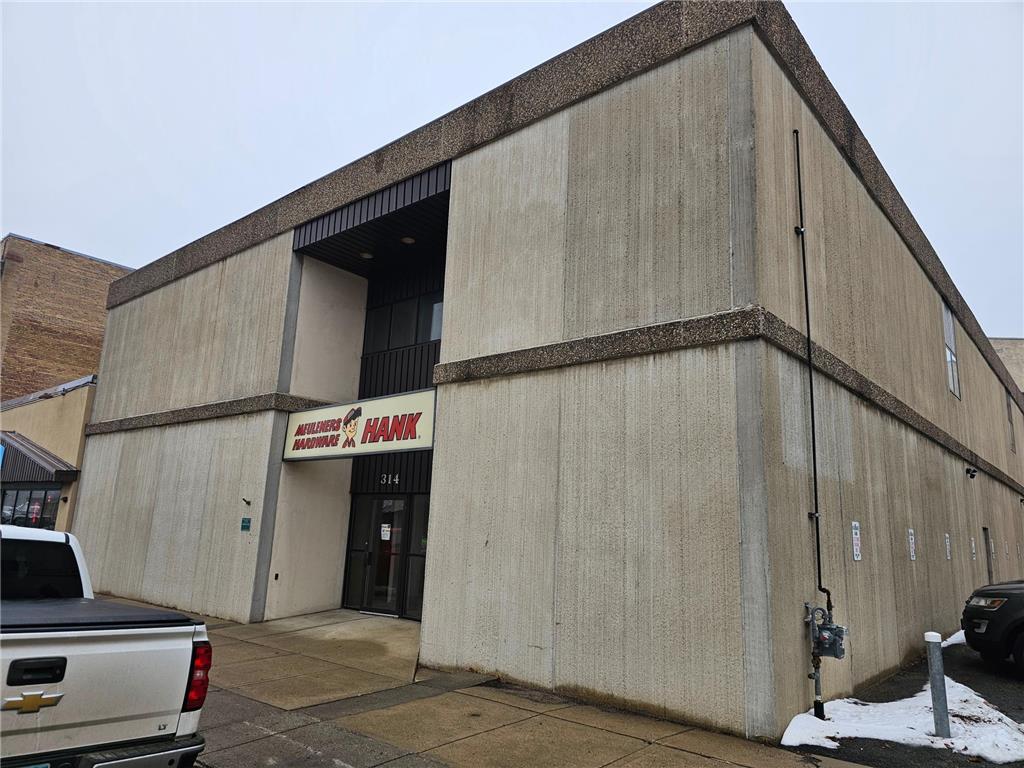 314 5th Street SW Willmar MN 56201 6643633 image1