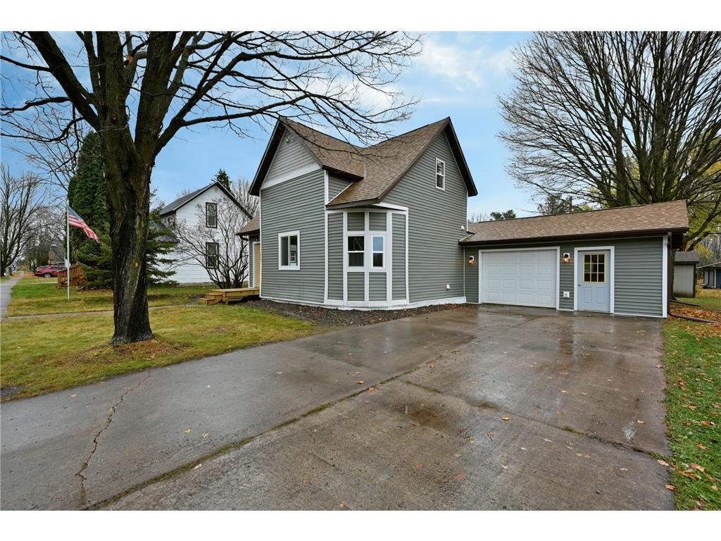 314 6th Avenue Shell Lake WI 54871 6626030 image1