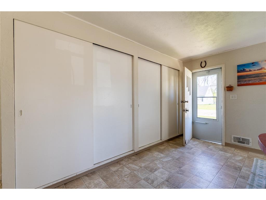 314 6th Street N Cannon Falls MN 55009 7069700 image13