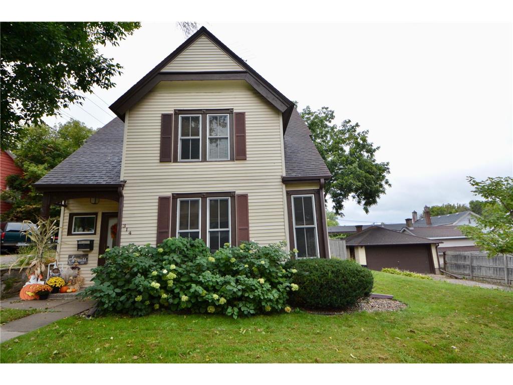 314 Cedar Street, Red Wing, MN, 55066 MLS 7330657 Edina Realty
