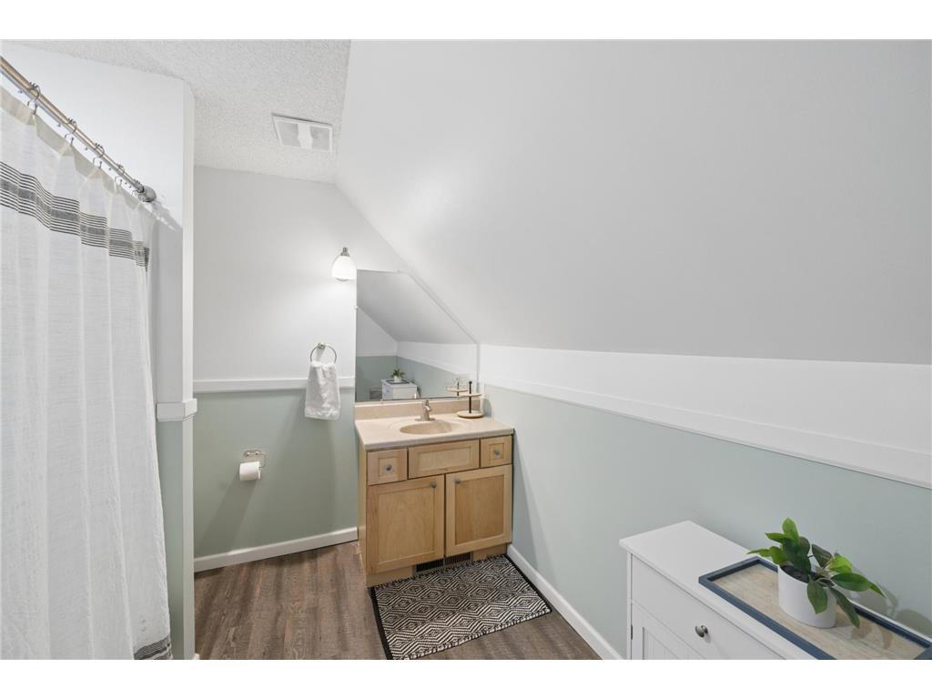 314 Central Drive W Braham MN 55006 7063232 image18