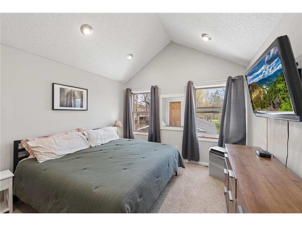 314 Central Drive W Braham MN 55006 7063232 image22