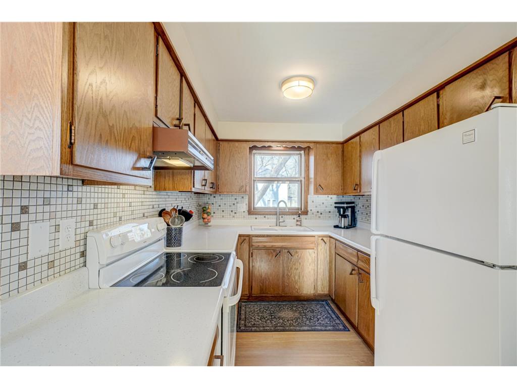 314 E Rosenlund Street Woodville WI 54028 7035999 image4