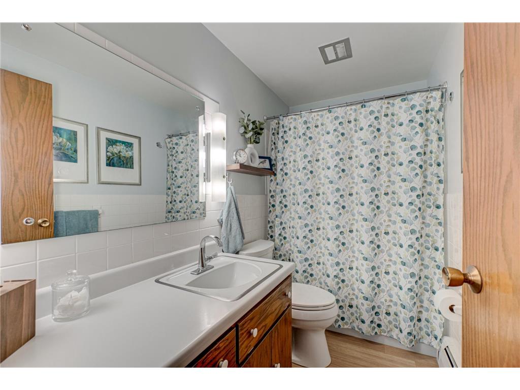 314 E Rosenlund Street Woodville WI 54028 7035999 image7