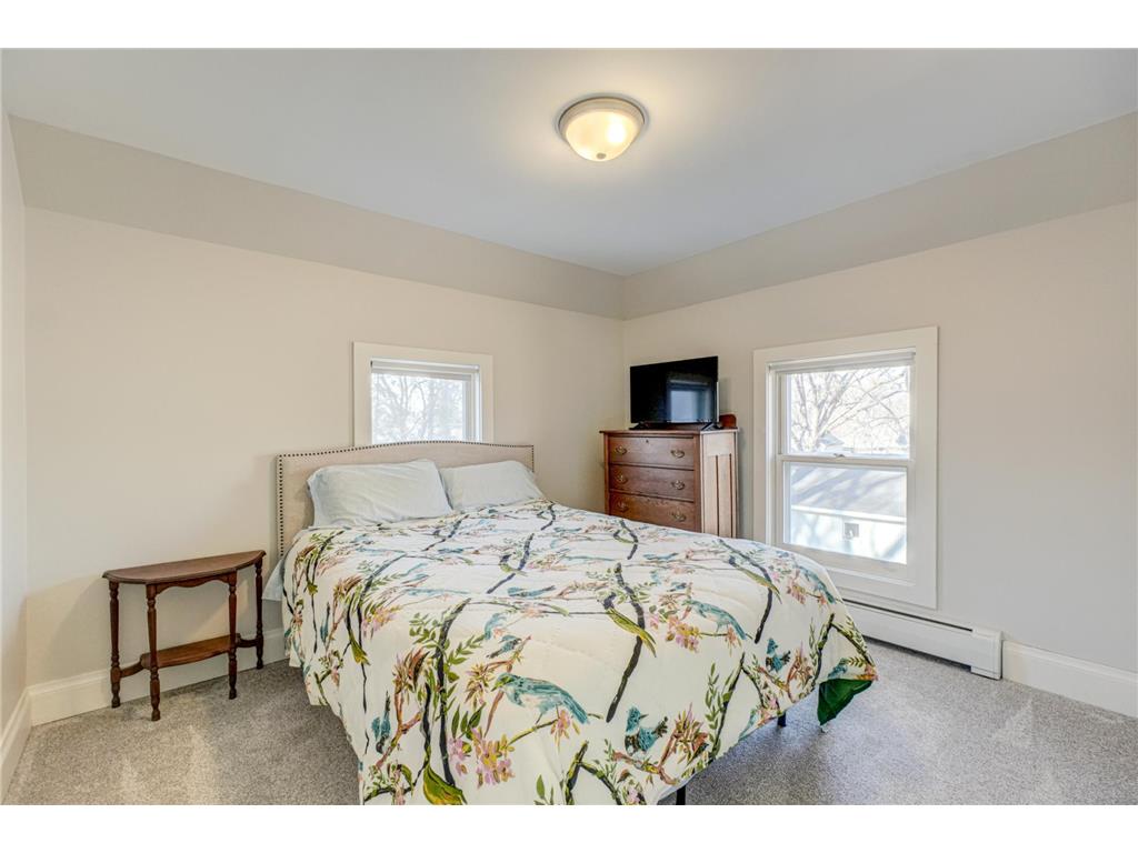 314 E Rosenlund Street Woodville WI 54028 7035999 image9