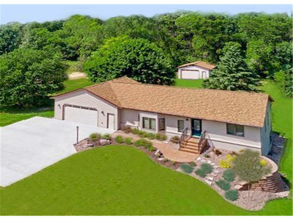 314 Edgewood Drive Hudson WI 54016 6580653 image1