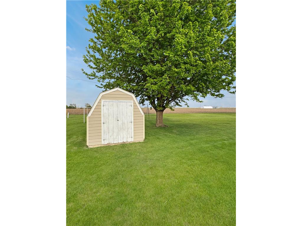 314 N Maple Street Ellsworth MN 56129 7075482 image5