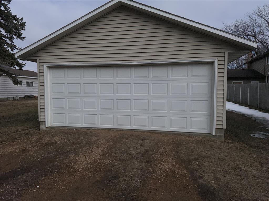 314 and 316 Pershing Ave N New Prague MN 56071 7029762 image4