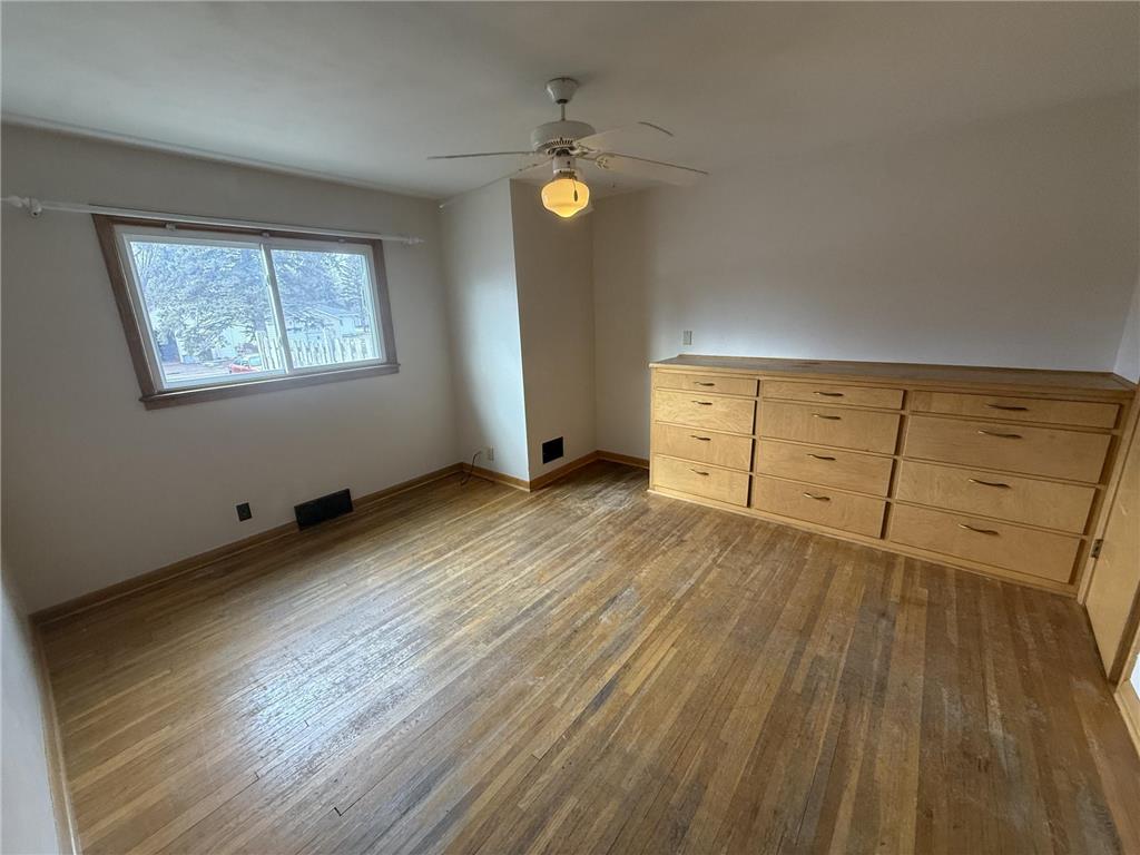 314 and 316 Pershing Ave N New Prague MN 56071 7029762 image8