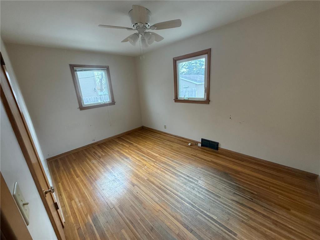 314 and 316 Pershing Ave N New Prague MN 56071 7029762 image9