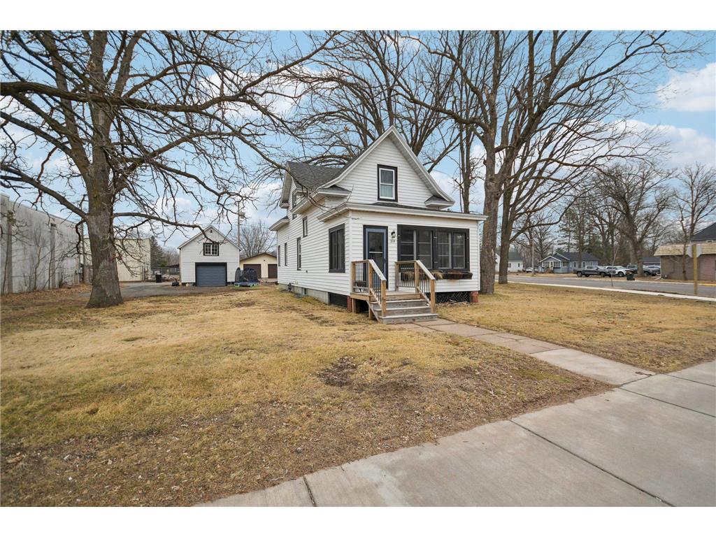 314 S Main Street Luck WI 54853 6699519 image1