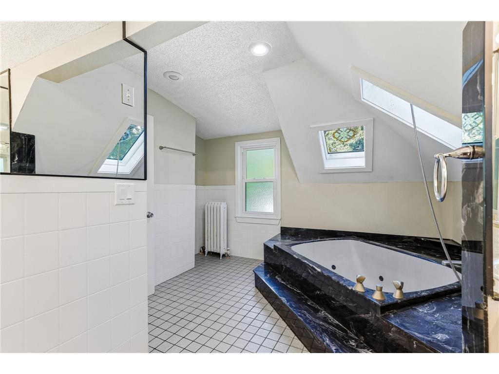3140 Garfield Avenue Minneapolis MN 55408 7098660 image24