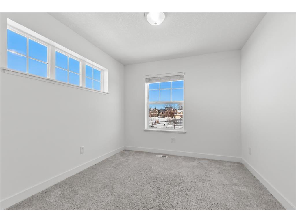 3141 Clover Ridge Drive Chaska MN 55318 7002156 image12