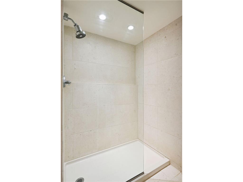 3141 Dean Court #308 Minneapolis MN 55416 7011693 image24