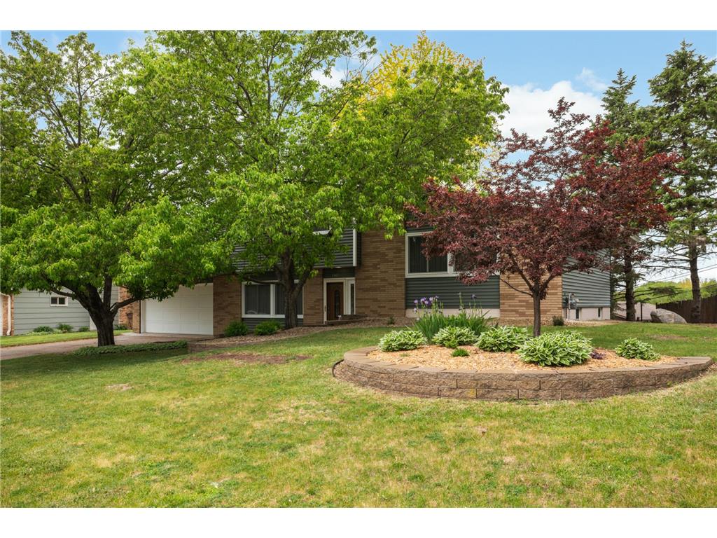 3141 Hillsboro Avenue N New Hope MN 55427 7080596 image1