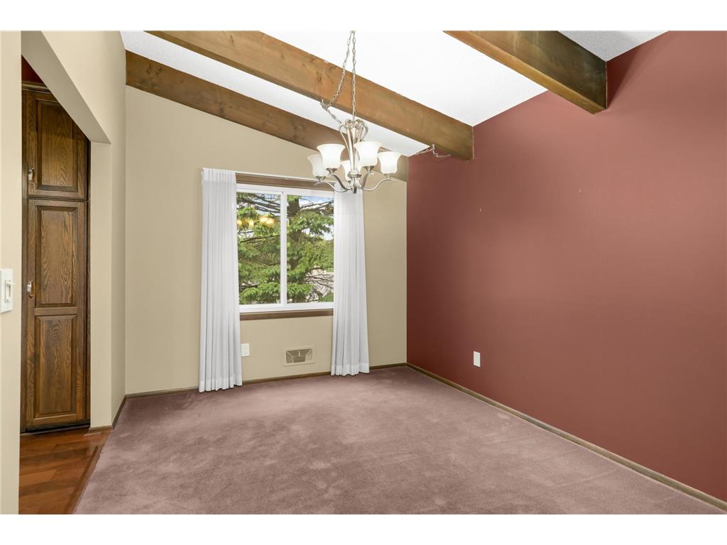 3141 Hillsboro Avenue N New Hope MN 55427 7080596 image11