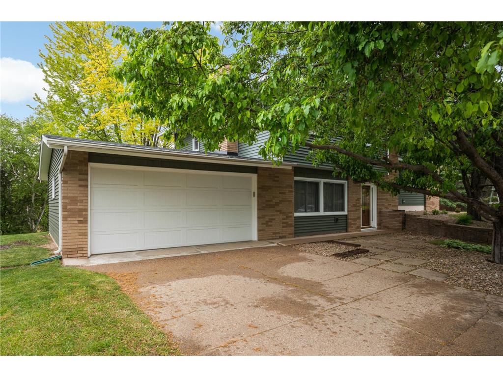 3141 Hillsboro Avenue N New Hope MN 55427 7080596 image2