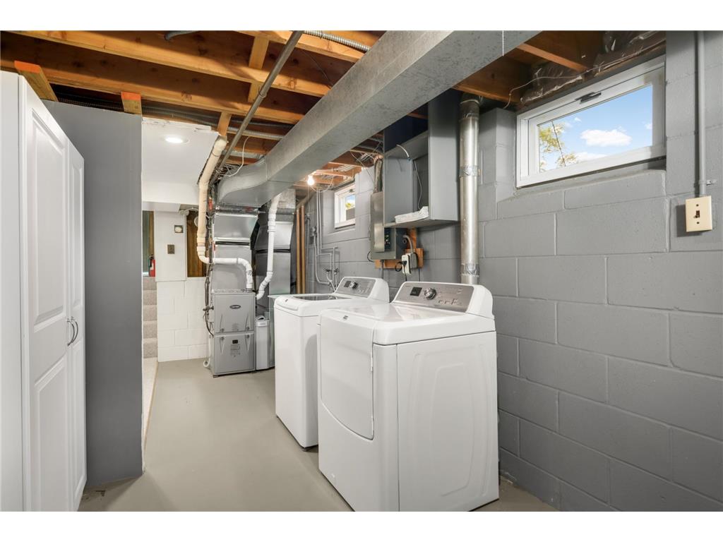 3141 Hillsboro Avenue N New Hope MN 55427 7080596 image34