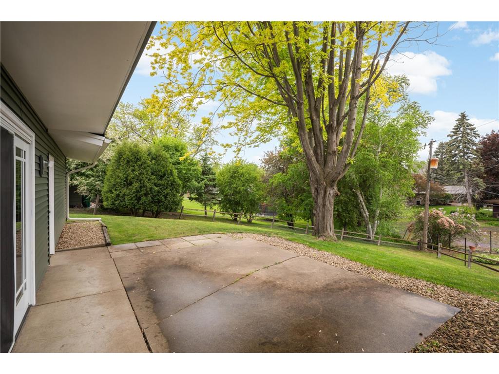 3141 Hillsboro Avenue N New Hope MN 55427 7080596 image38