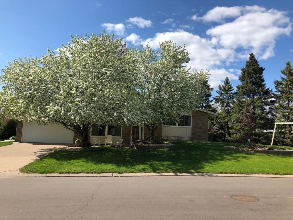 3141 Hillsboro Avenue N New Hope MN 55427 7080596 image4