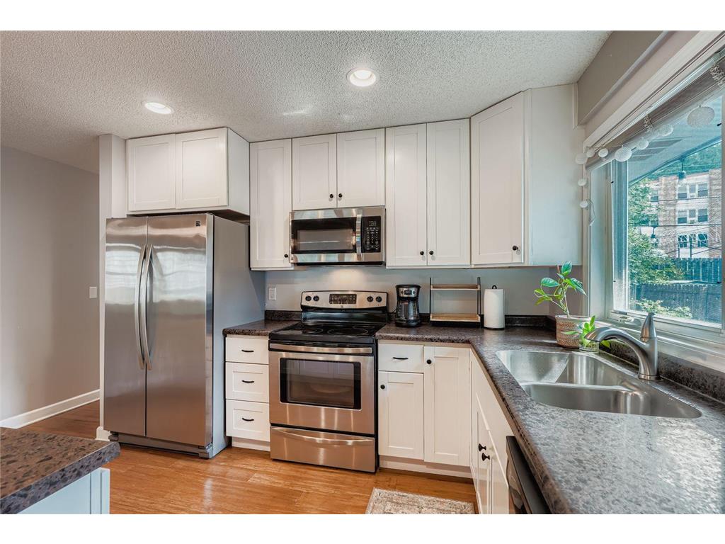 3142 Grimes Avenue N Robbinsdale MN 55422 7044611 image2