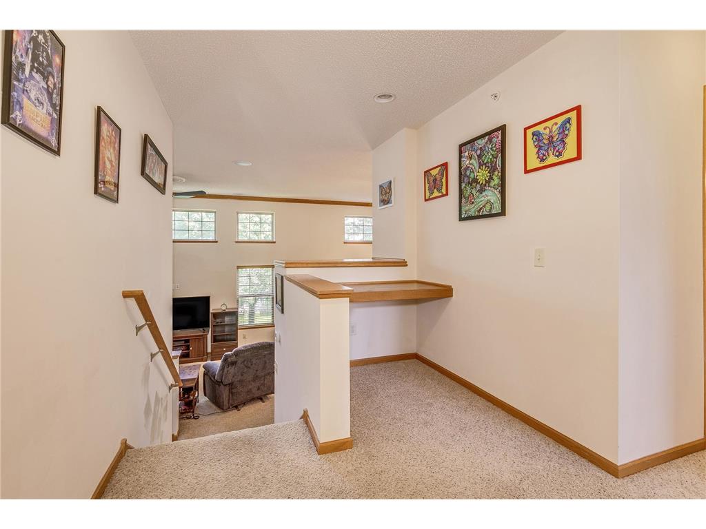 3143 Frontier Drive Woodbury MN 55129 7029654 image15