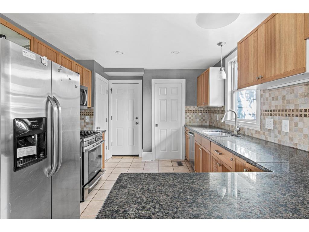 3144 Pillsbury Avenue Minneapolis MN 55408 6795808 image15