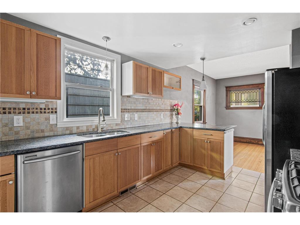 3144 Pillsbury Avenue Minneapolis MN 55408 6795808 image17