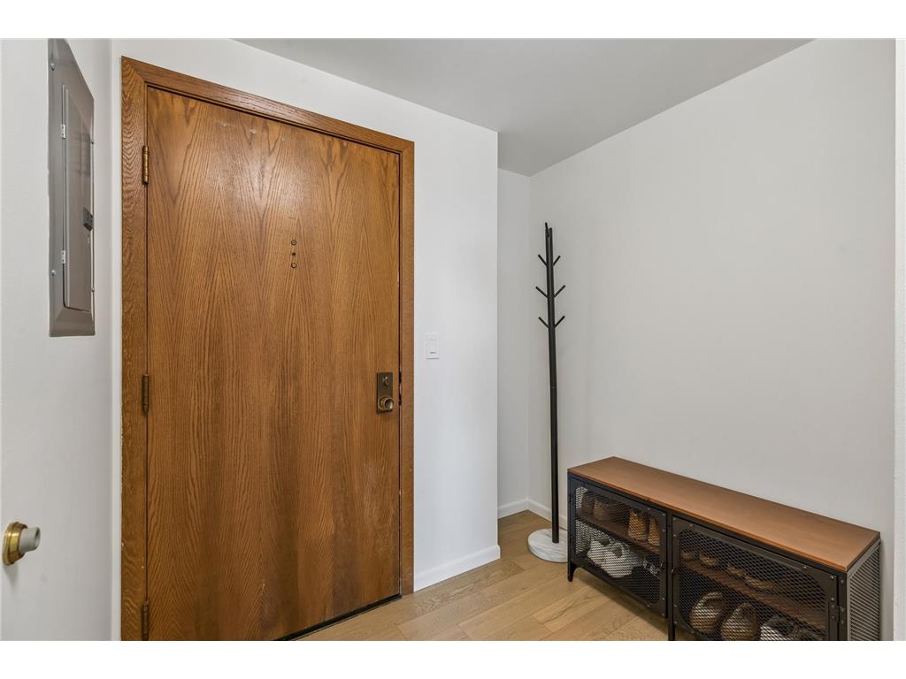 3145 Dean Court #501 Minneapolis MN 55416 7015385 image25