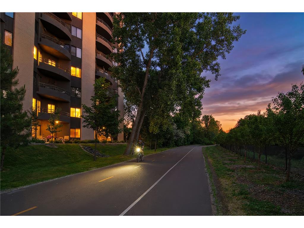 3145 Dean Court #501 Minneapolis MN 55416 7015385 image3