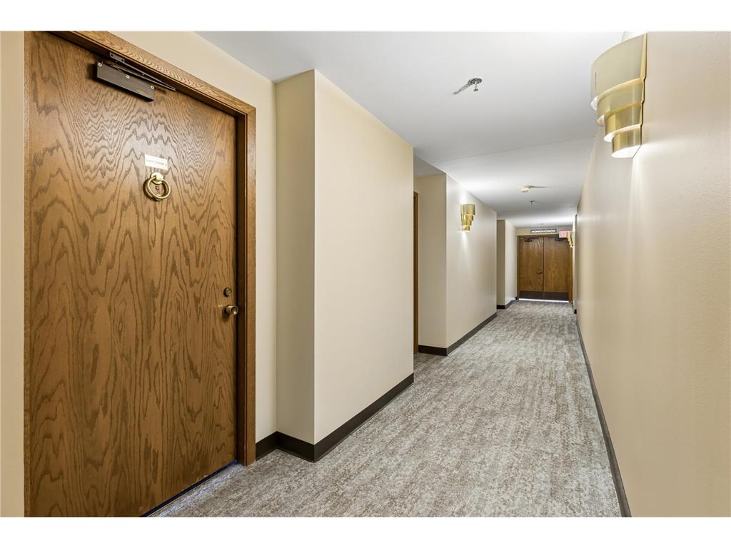 3145 Dean Court #501 Minneapolis MN 55416 7015385 image76