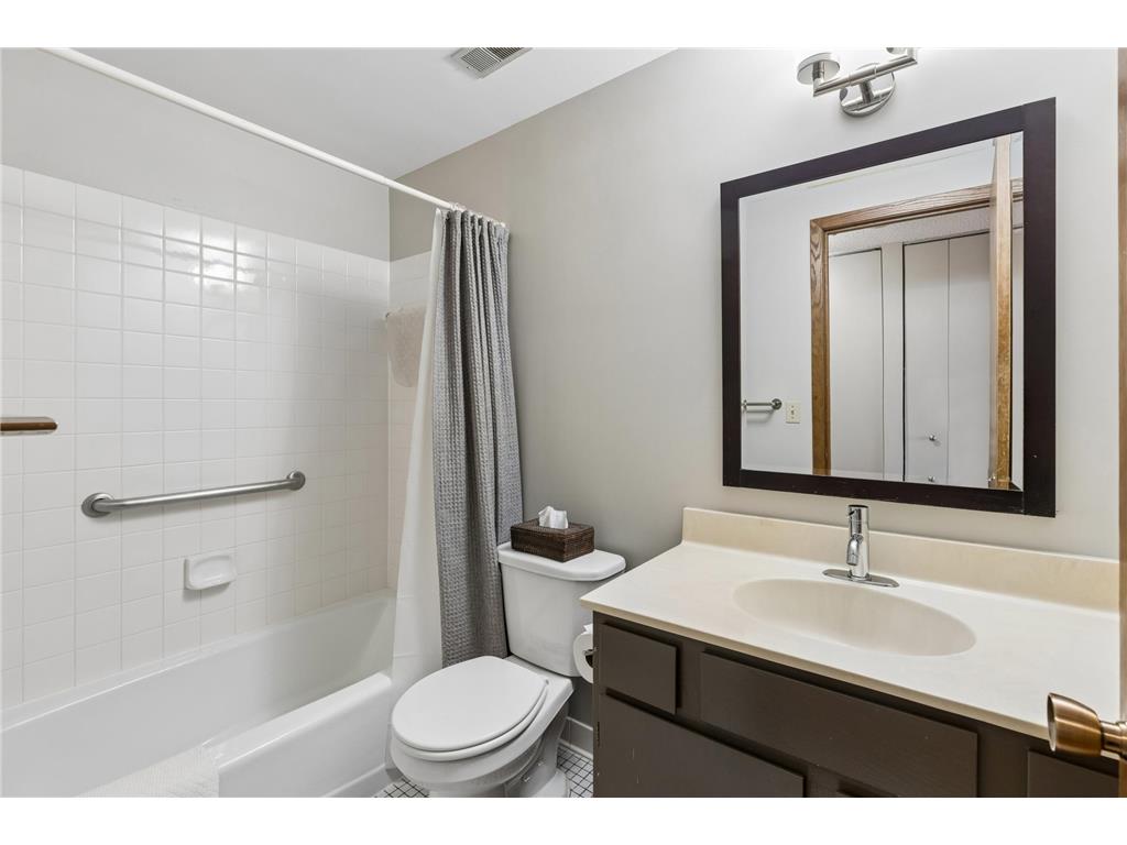 3145 Dean Court #501 Minneapolis MN 55416 7015385 image79