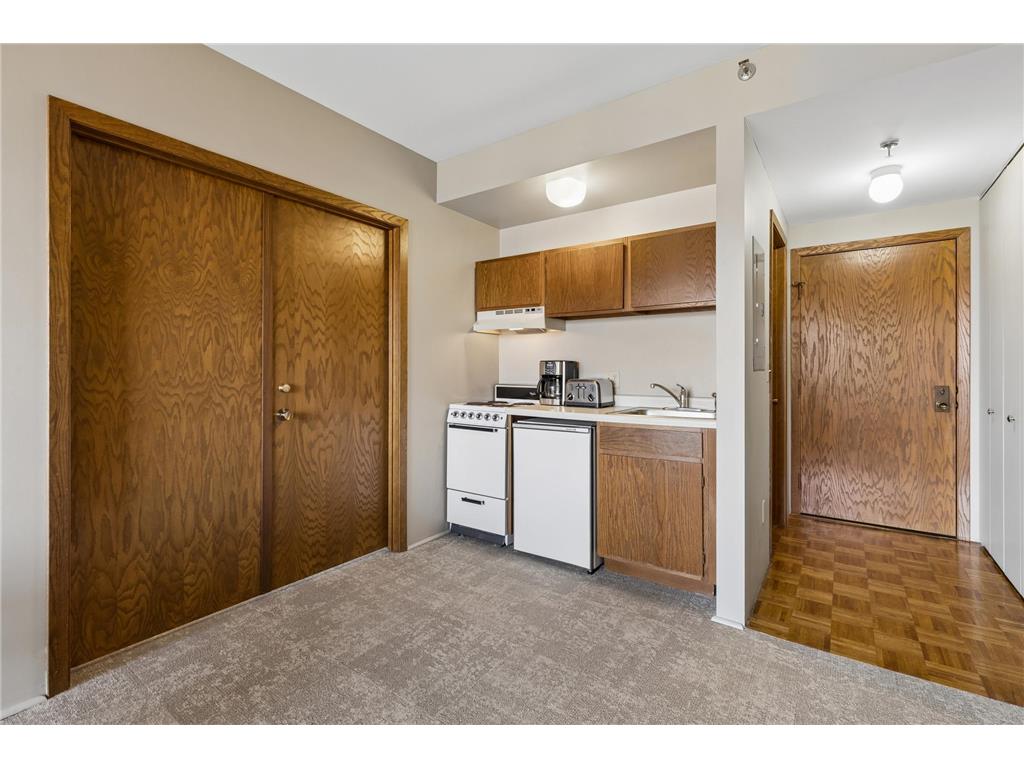 3145 Dean Court #501 Minneapolis MN 55416 7015385 image81