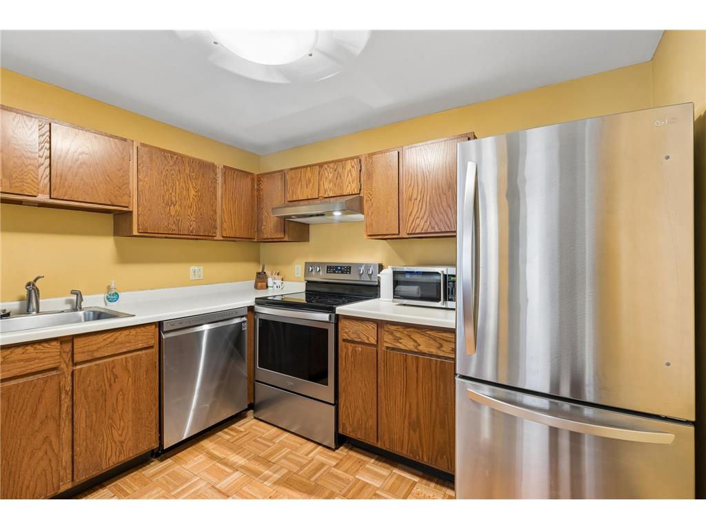 3145 Dean Court #501 Minneapolis MN 55416 7015385 image91
