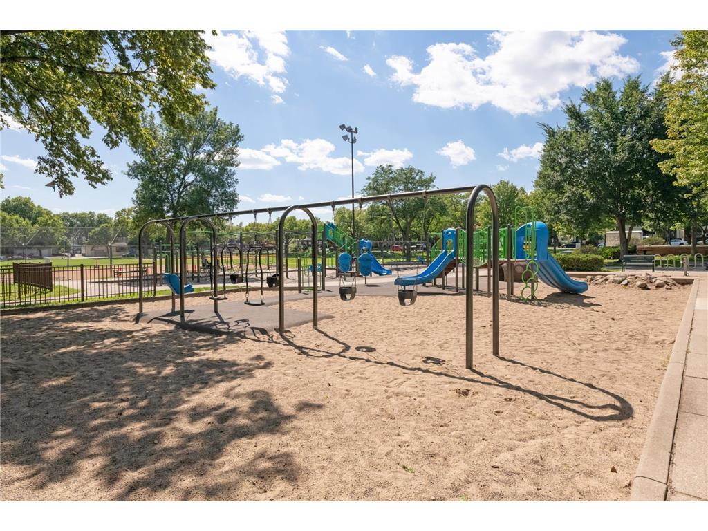3148 Dupont Avenue S Minneapolis MN 55408 7055077 image30