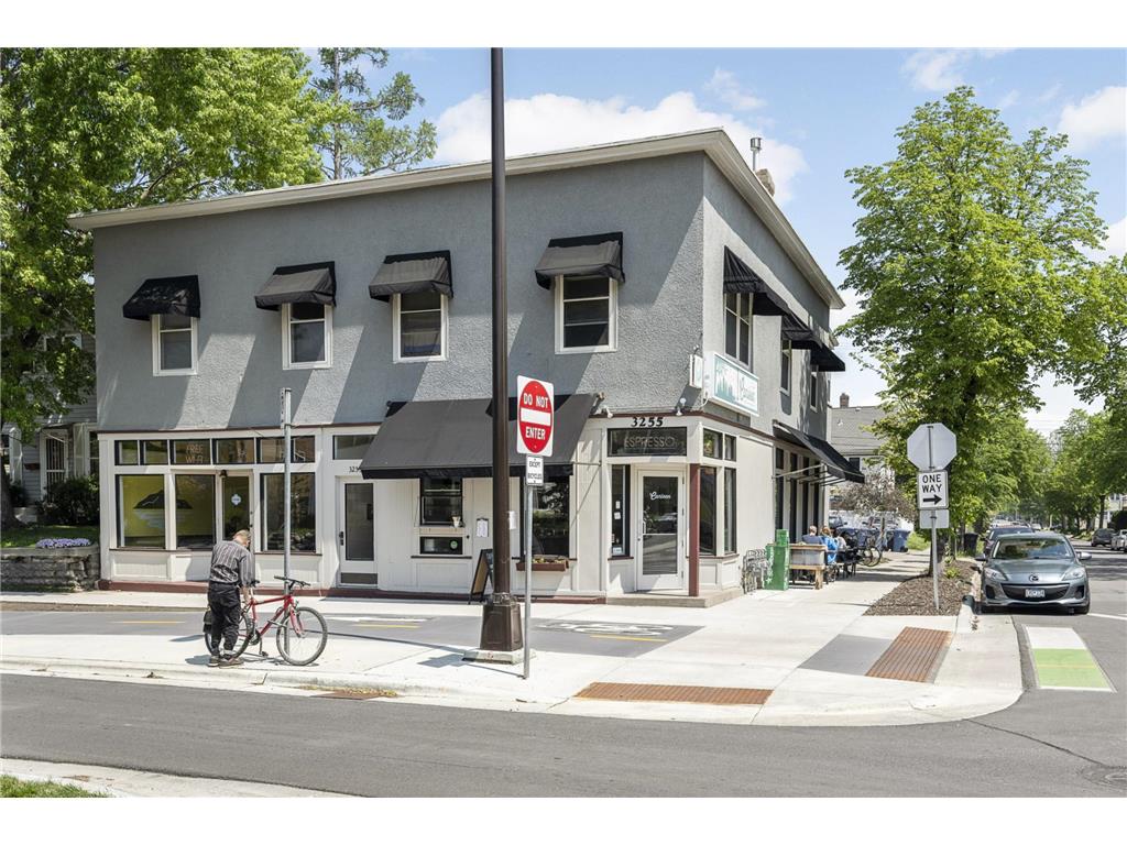 3148 Dupont Avenue S Minneapolis MN 55408 7055077 image36