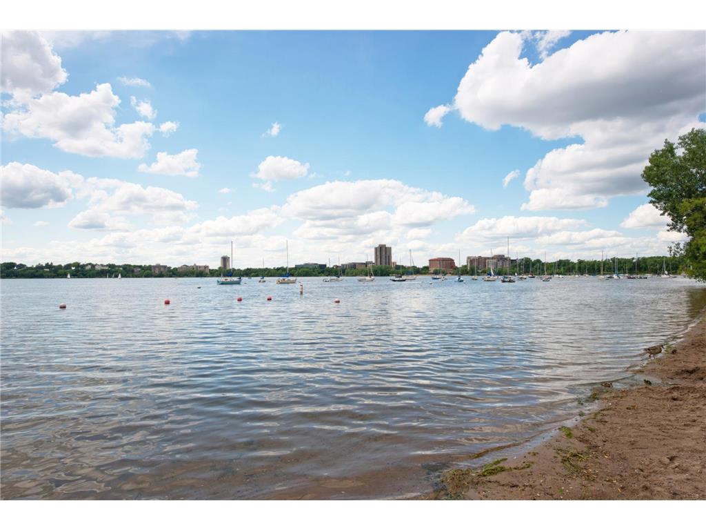 3148 Dupont Avenue S Minneapolis MN 55408 7055077 image46