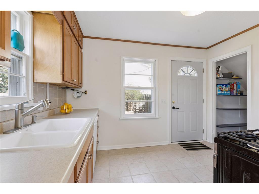 3148 Hampshire Avenue S Saint Louis Park MN 55426 7064830 image10
