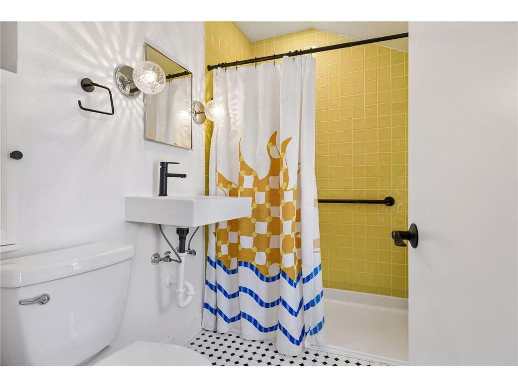 3148 Hampshire Avenue S Saint Louis Park MN 55426 7064830 image16