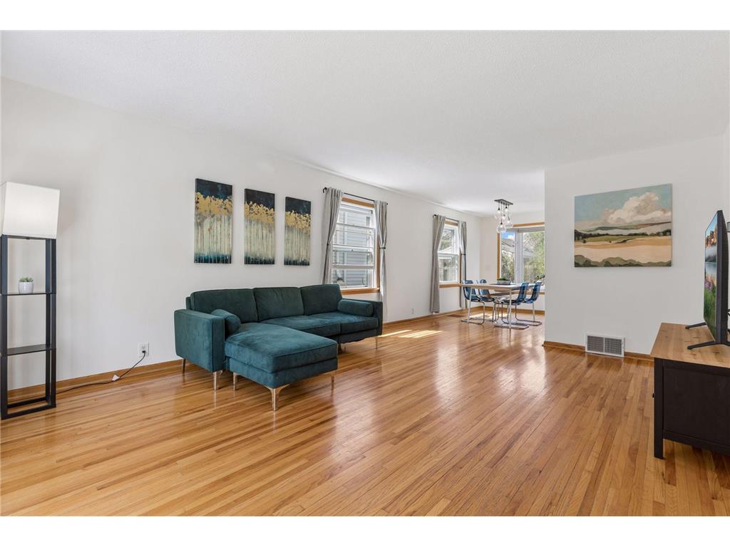3148 Hampshire Avenue S Saint Louis Park MN 55426 7064830 image4