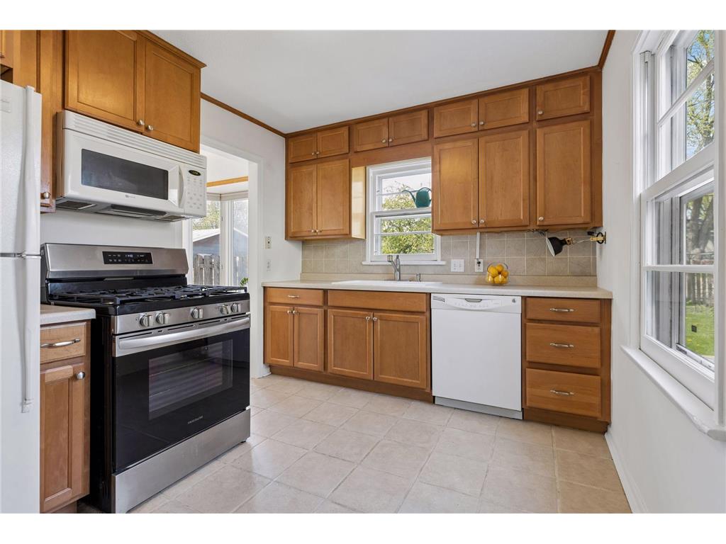 3148 Hampshire Avenue S Saint Louis Park MN 55426 7064830 image8