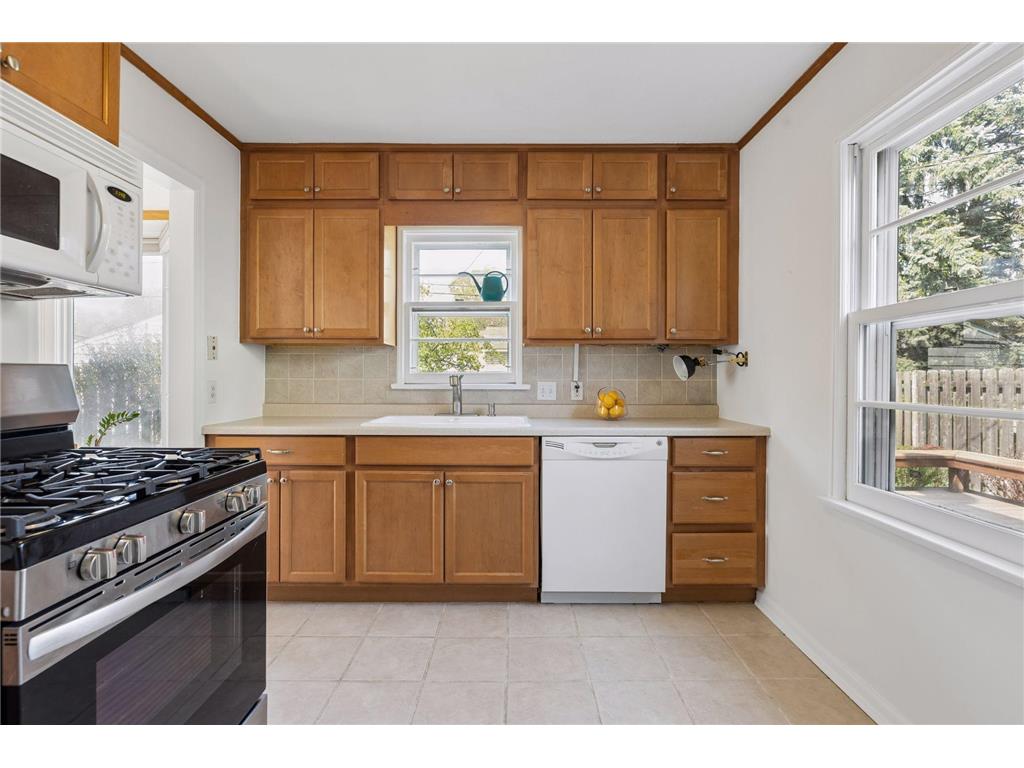 3148 Hampshire Avenue S Saint Louis Park MN 55426 7064830 image9