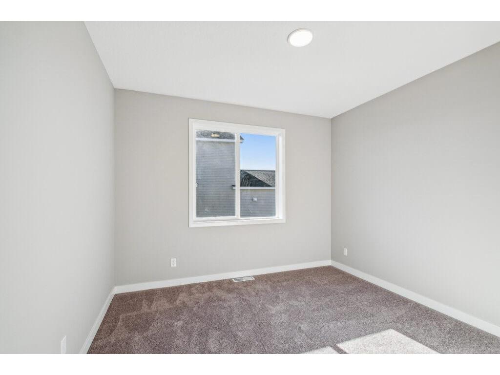 3149 Seminary Drive New Brighton MN 55112 6814120 image9