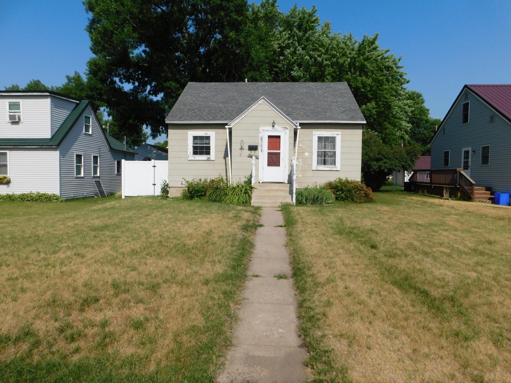 315 10th Street N, Benson, MN, 56215 MLS 6015853 Edina Realty