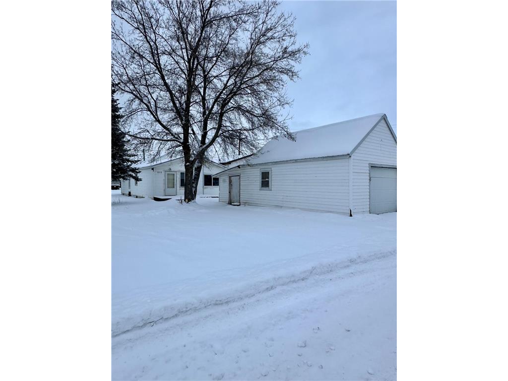 315 13th Street W International Falls MN 56649 6480453 image1