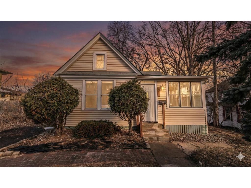 315 Annapolis Street W Saint Paul MN 55118 7002057 image1